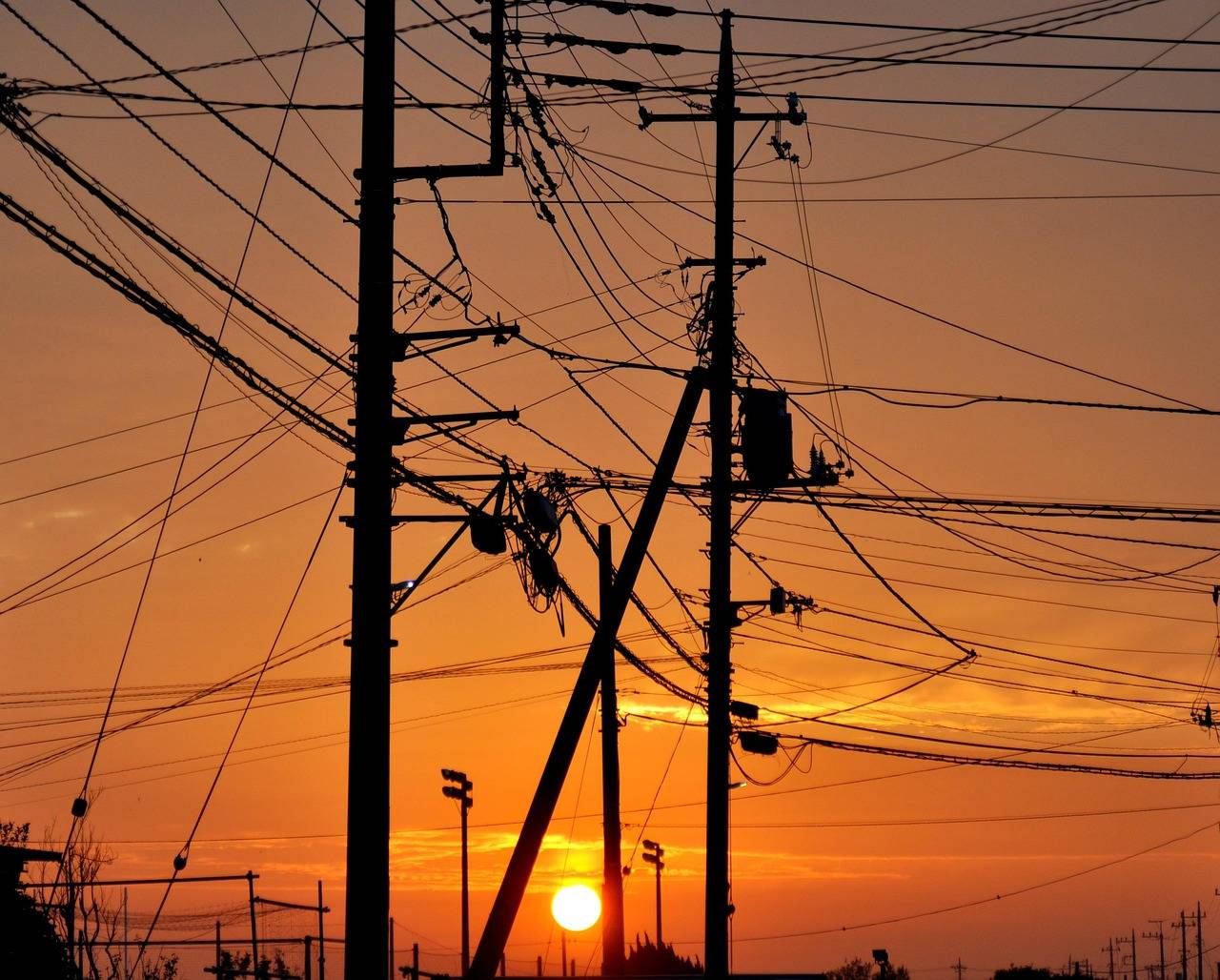 Jaki kolor ma przewód zerowy w instalacji elektrycznej?
